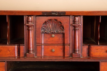 Fine & Rare Chippendale Figured Mahogany Serpentine and Blocked-End Slant-Front Desk