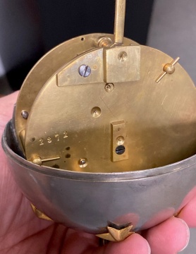 Robert Houdin, Paris Mystery Swinging Clock