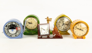 (5) Vintage Bakelite and Panasonic Desk Clocks