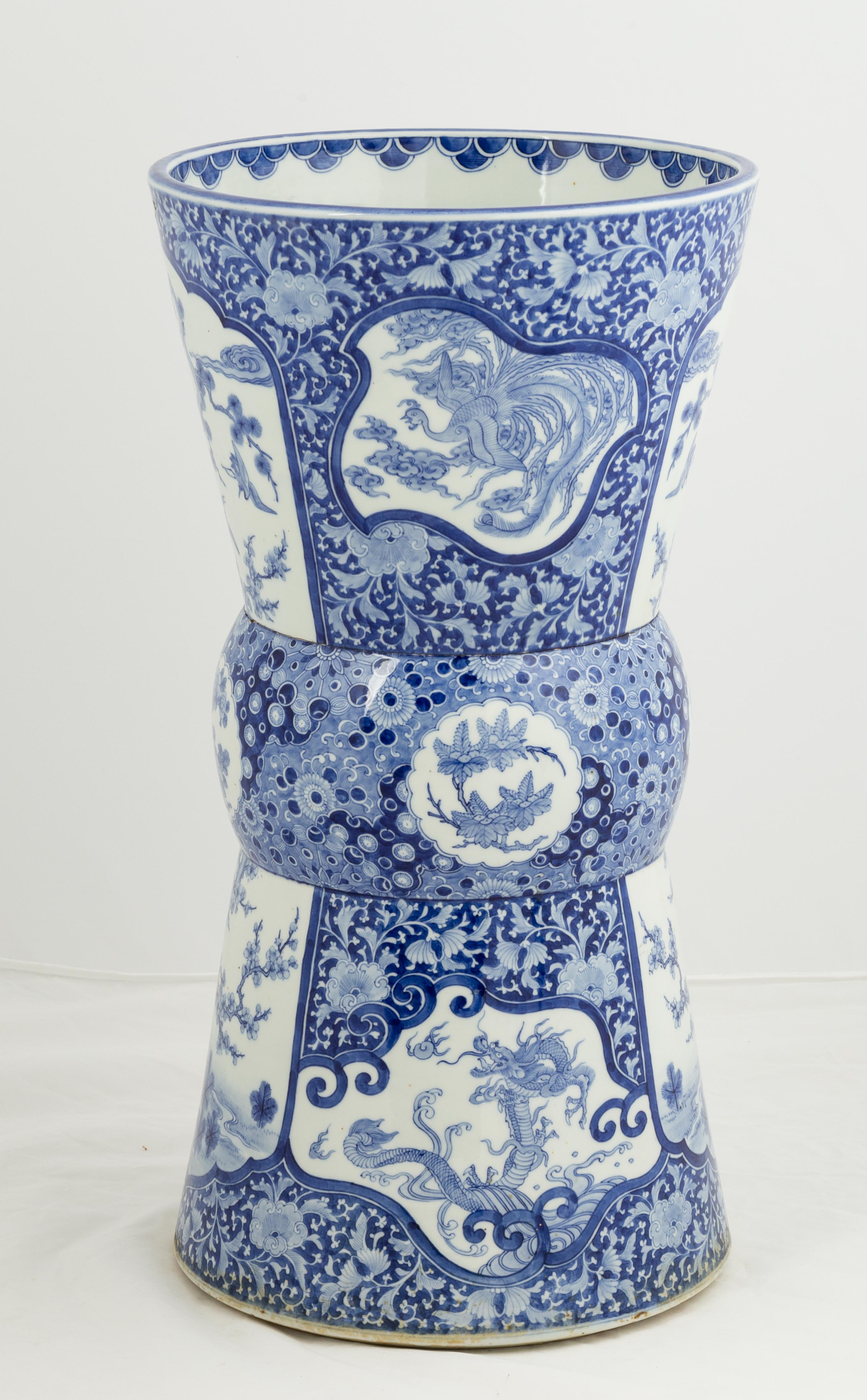 Chinese Blue & White Porcelain Floor Vase Cottone Auctions