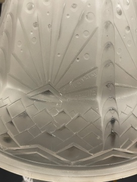 Muller Frères Art Deco Frosted Glass Lamp
