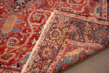 Room Size Heriz Oriental Rug