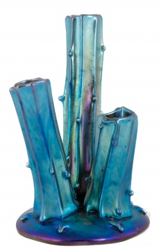 Steuben Blue Aurene 3 Prong Stump Vase