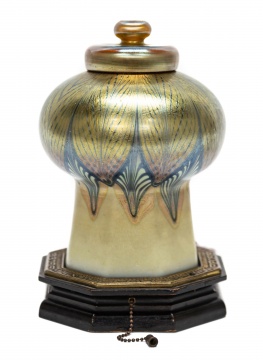 Tiffany Studios, New York "Mosque" Desk Lamp