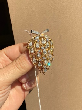 18K Gold Strawberry Platinum and Diamond Brooch