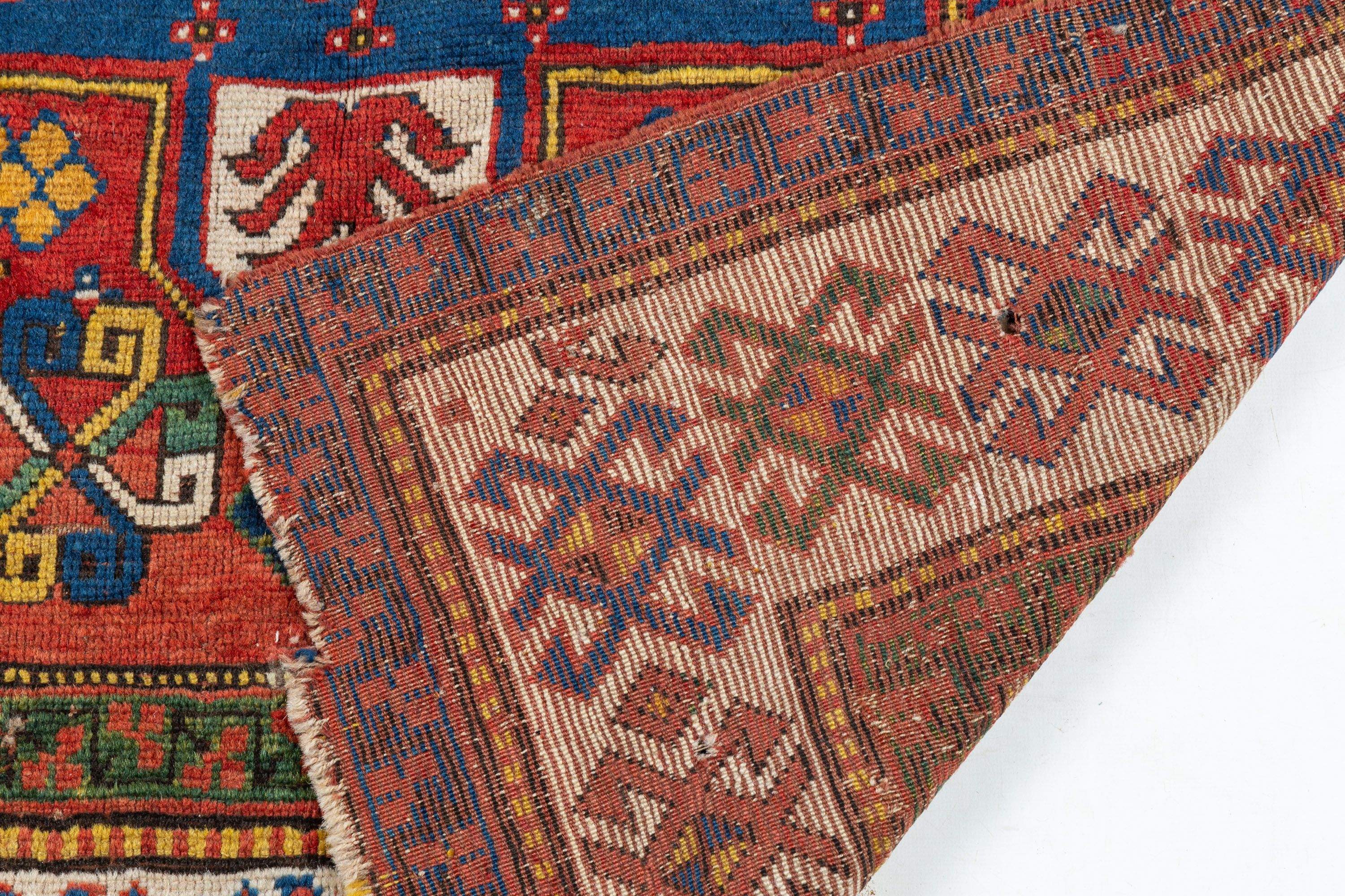 Occidental Rug Caucasian Oriental Rug | Cottone Auctions