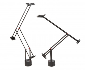 Richard Sapper for Artimide, Pair Tizio Desk Lamps