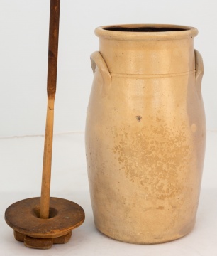 J. & E. Norton, Bennington 2 Gallon Stoneware Churn