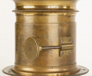 Derogy's Convertible Universal Lens