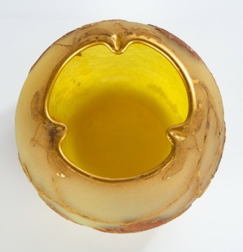 Daum Nancy Maple Leaf Bowl