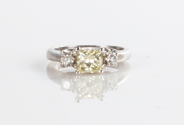18K Gold and Diamond Ring