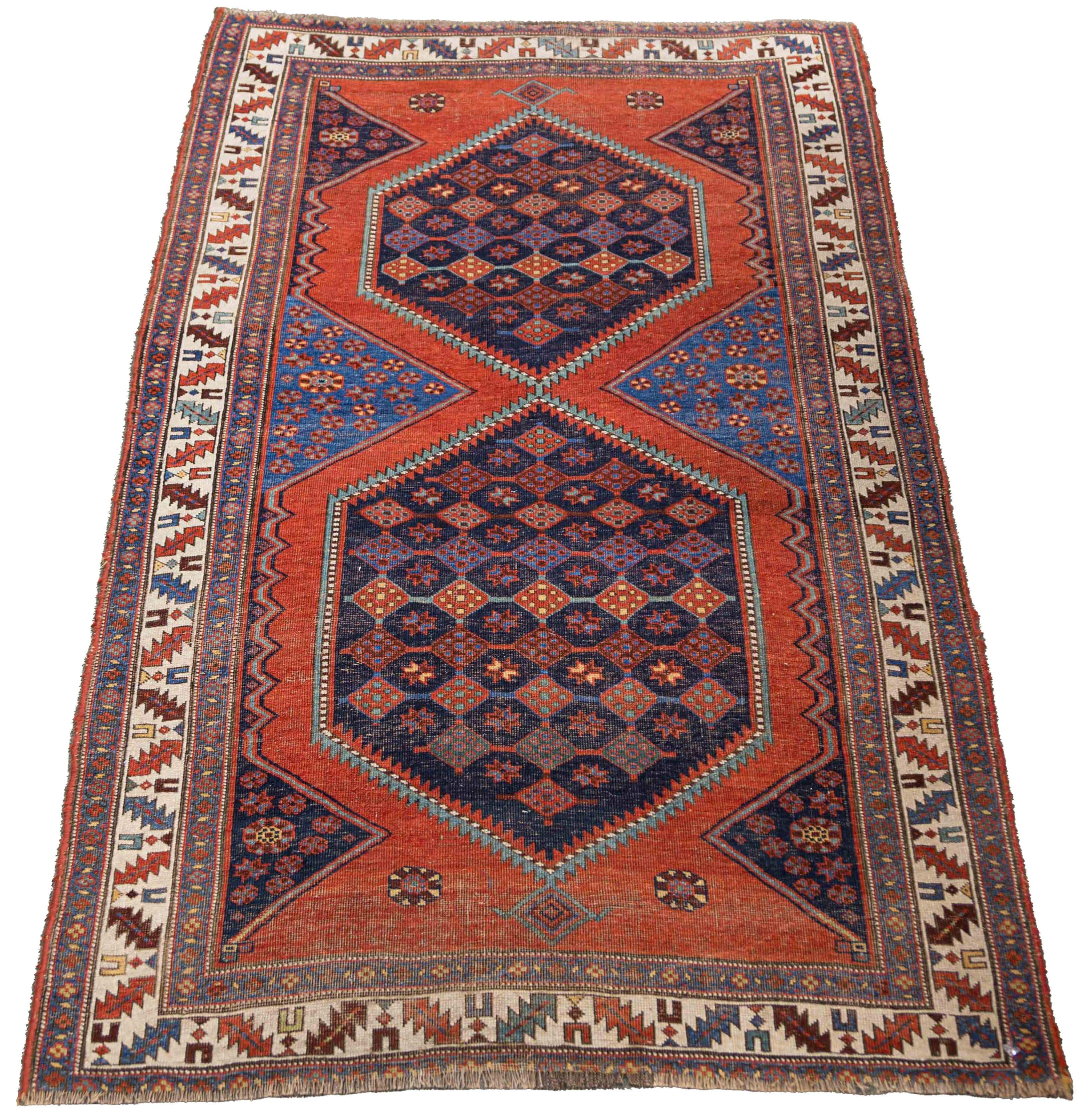 Occidental Rug Caucasian Oriental Rug | Cottone Auctions
