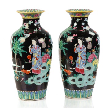 Pair of Chinese Porcelain Vases