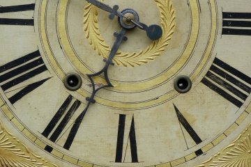 Jeromes & Darrow Empire Column Shelf Clock