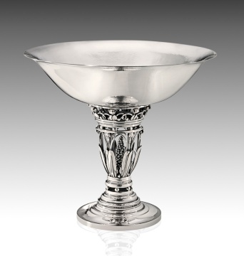 Monumental Georg Jensen “Kings” Bowl 250A by Johan Rodhe