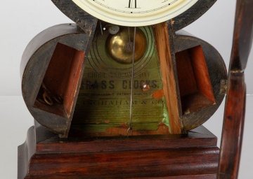 E. Ingraham & Co Spectacle Clock