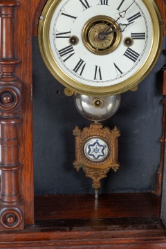 Welch Spring & Co. Cary Shelf Clock