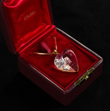 Steuben Gold Mounted Heart Necklace