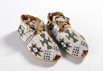 Native American Sioux Beaded Moccasins