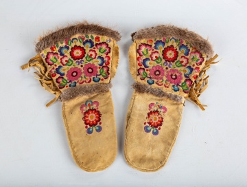 Native American Cree-Métis Embroidered Mittens