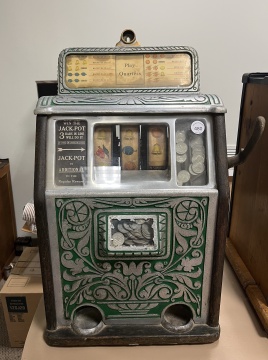 Caille Superior Bell 25 Cent Slot Machine