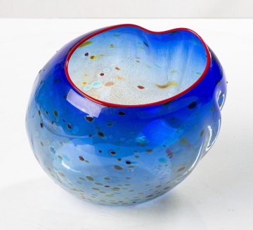 Dale Chihuly (American, b. 1941) Blown Glass Form