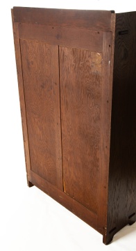 Gustav Stickley Bookcase, Model 715