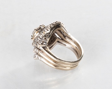 14K Gold & Diamond Circular Cluster Ring
