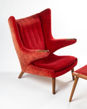 Hans J. Wegner Papa Bear Chair & Ottoman