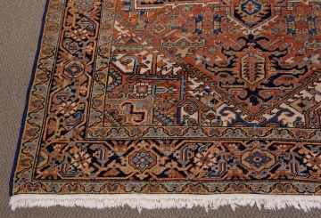 Heriz Oriental Rug