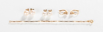 14K Gold & Pearl Bracelet & Earrings