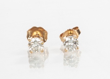 Ladies' Diamond Stud Earrings