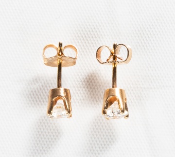Ladies' Diamond Stud Earrings