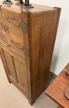 Arts & Crafts Cellarette Humidor