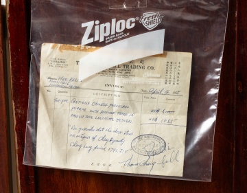 Chinese Famille Rose Porcelain Plaques, Qianlong Period (1736-1795)