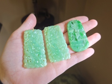 14K Gold & Jade Cufflinks, Earrings, & Pendants