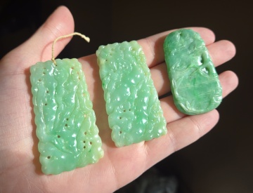 14K Gold & Jade Cufflinks, Earrings, & Pendants