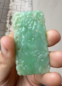 14K Gold & Jade Cufflinks, Earrings, & Pendants