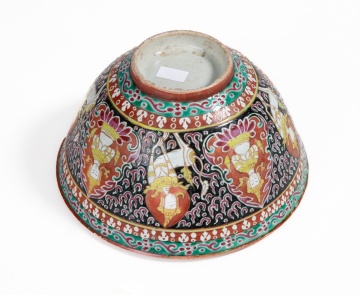 Chinese Famille Rose Porcelain Bowl, Bencharong Style