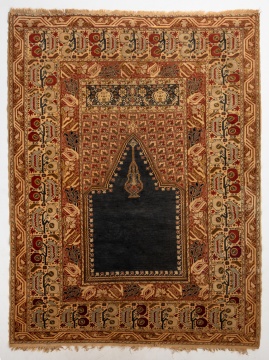 Antique Turkish Ghiordes Prayer Rug