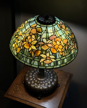 Tiffany Studios Daffodil Lamp