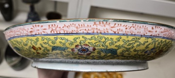 Chinese Canton Enamel Shallow Dish, Qianlong Period