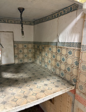 An Early Gottschalk Doll House