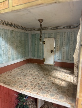 An Early Gottschalk Doll House