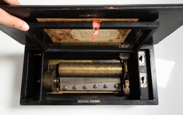 Swiss Cylinder Music Box