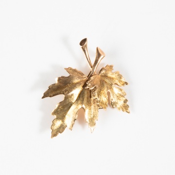 14K Gold Maple Leaf Brooch