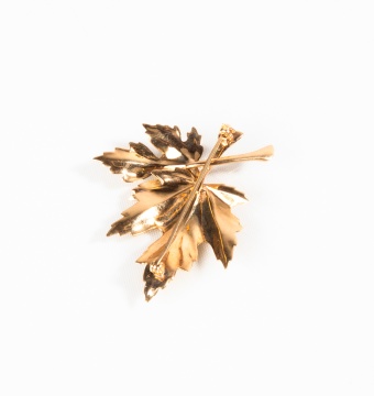 14K Gold Maple Leaf Brooch