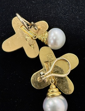 Christopher Walling Freshwater X Pearl Earrings