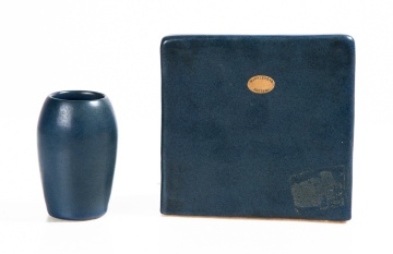 Marblehead Pottery Cabinet Vase & Bookend