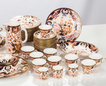 Extensive Set of Royal Crown Darby Porcelain Imari Part Dinner Service